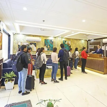 Hotel Decent Suites - Delhi Airport-2